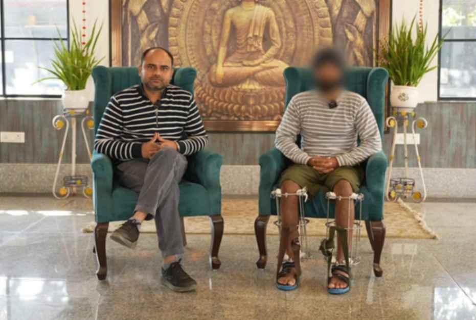 Patient consultation with Dr. S.S. Mohapatra during limb lengthening recovery